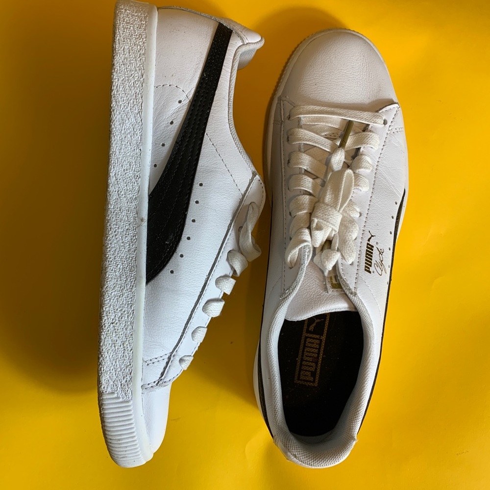 Pumas size 6